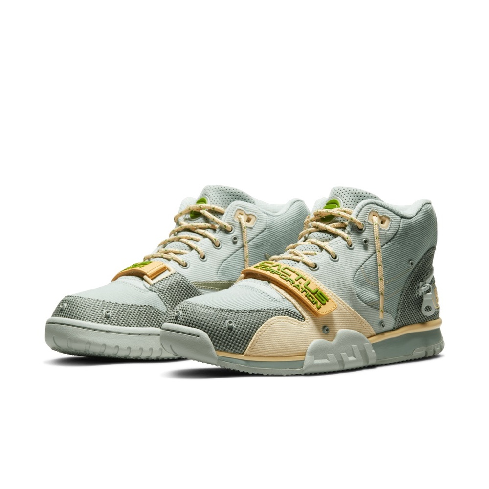 Nike Men's Olive and Tan Sneakers